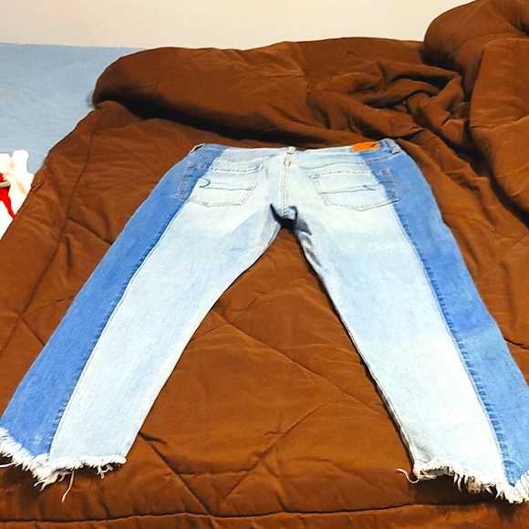 American eagle, vintage jeans. Light denim. - Picture 2 of 3